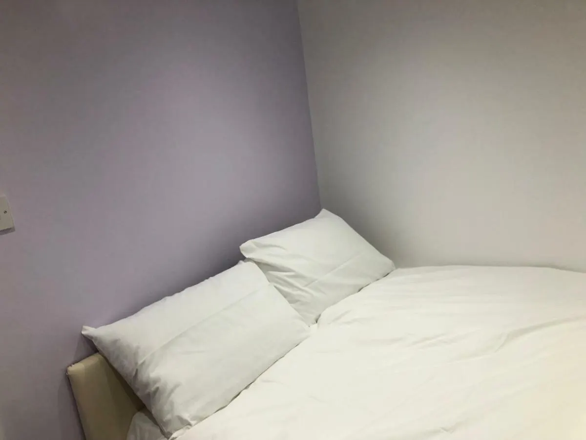 E1- Flats location